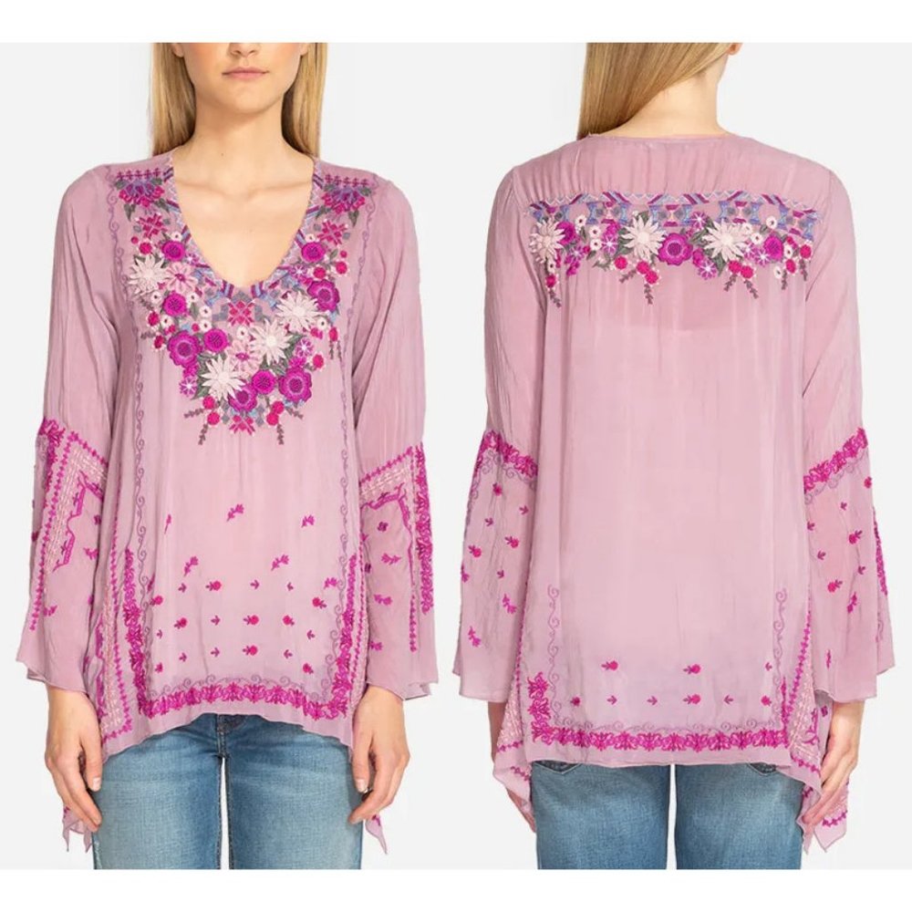 NWT Johnny Was zephyr pink embroidered flower detail Wish Stitch Tunic top